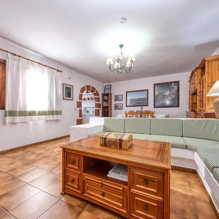 Casa Diama - By Lanzarote بيت للعطل *
