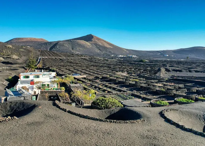 Casa Diama - By Lanzarote Feriehus *